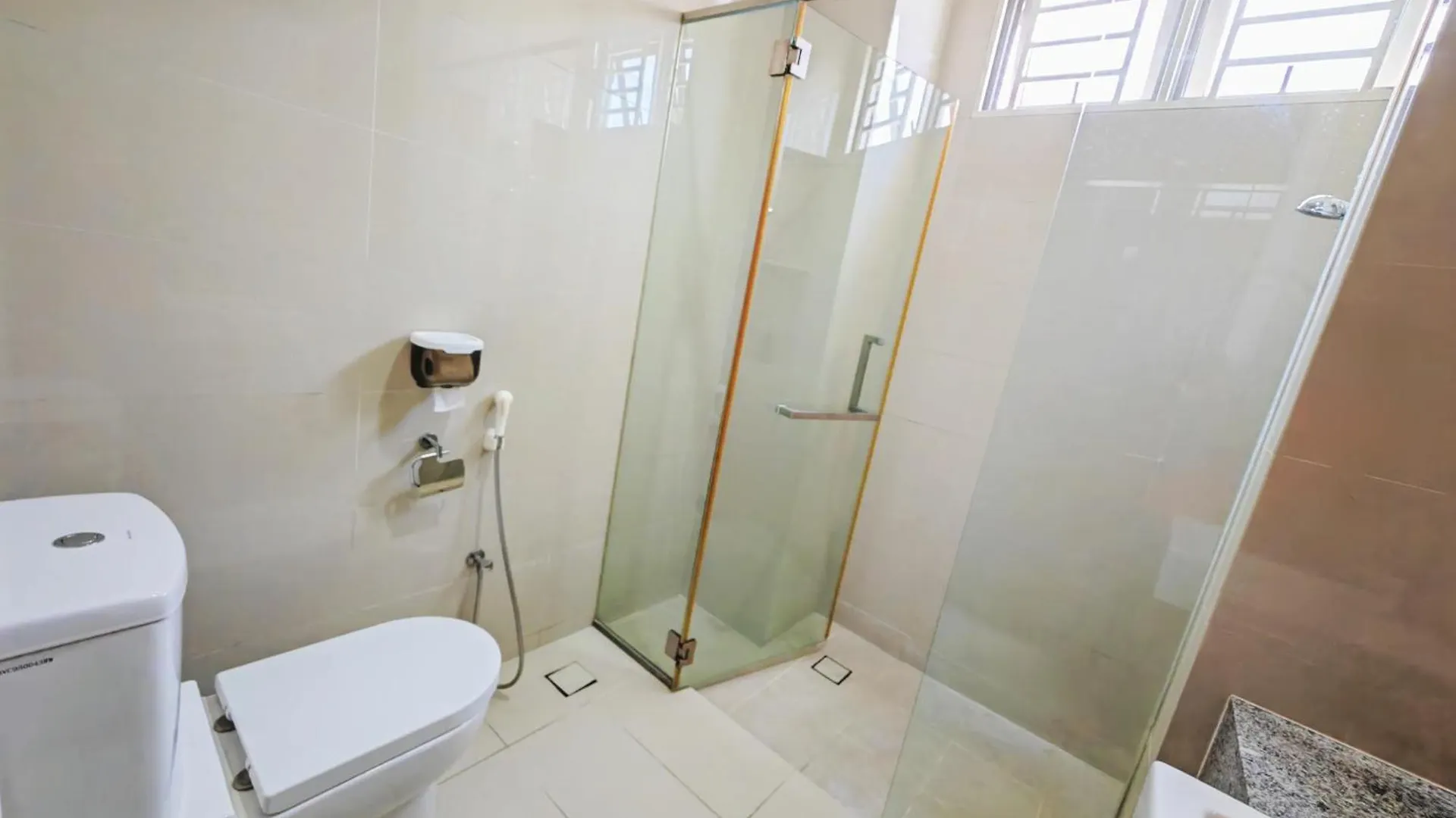 Holiday home 142 Spacious 3Storey 6Br 6Bath For Big Family Wedding Birthday Easy Parking Gelugor