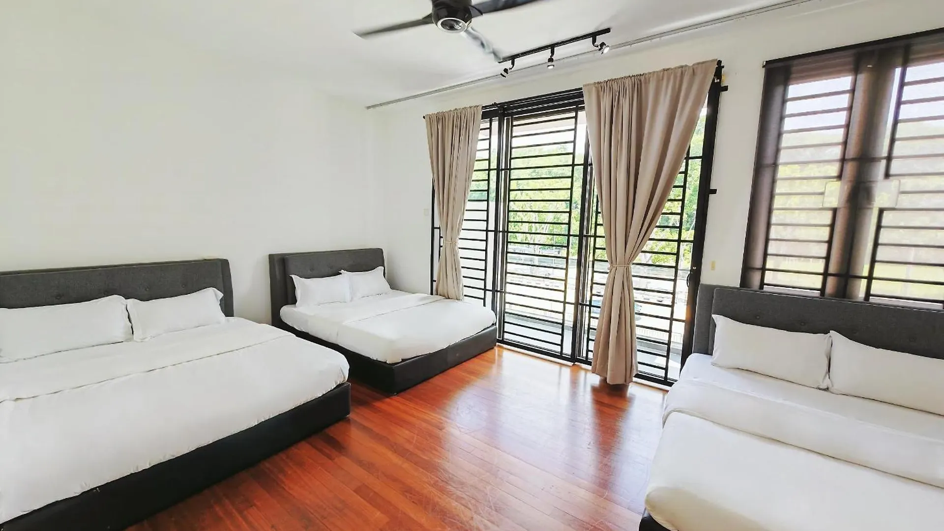 142 Spacious 3Storey 6Br 6Bath For Big Family Wedding Birthday Easy Parking Gelugor Malaysia
